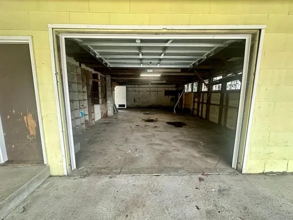 $225,000 | 103 Selkirk Street, Metaline, WA 99152