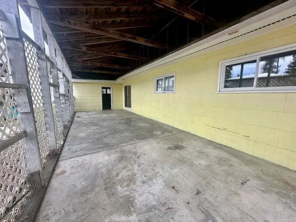 $225,000 | 103 Selkirk Street, Metaline, WA 99152