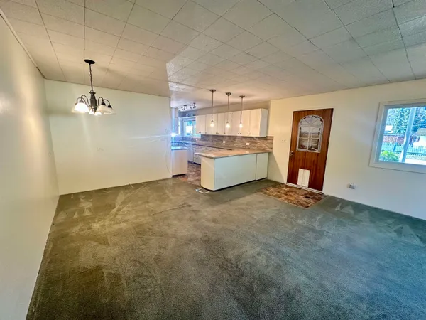 $225,000 | 103 Selkirk Street, Metaline, WA 99152