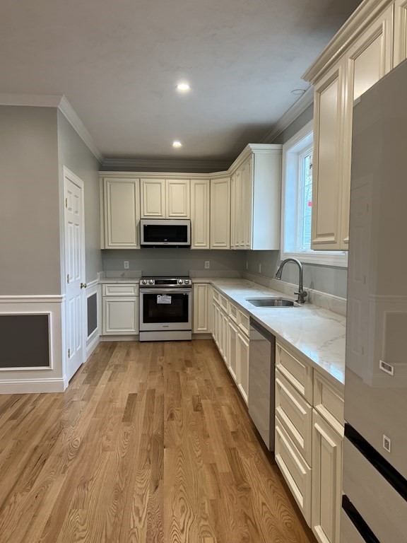 8-12 Pinedale Road, Unit 12 Shrewsbury, MA 01545 - Photo 11 of 31