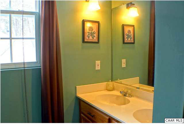 406 Horseshoe Road Stanardsville, VA 22973 - Photo 18 of 29 Gallery Image 18