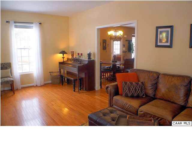 406 Horseshoe Road Stanardsville, VA 22973 - Photo 21 of 29 Gallery Image 21