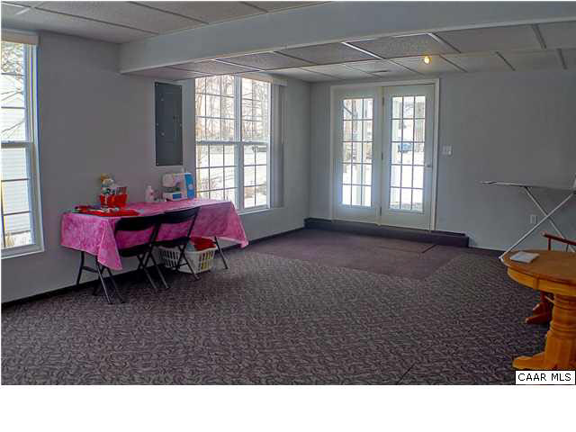 406 Horseshoe Road Stanardsville, VA 22973 - Photo 24 of 29 Gallery Image 24