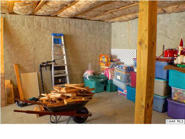 406 Horseshoe Road Stanardsville, VA 22973 - Photo 26 of 29 Gallery Image 26