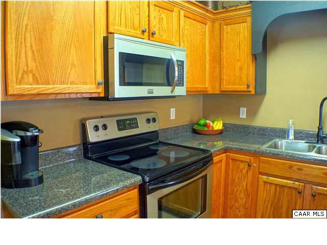 406 Horseshoe Road Stanardsville, VA 22973 - Photo 8 of 29 Gallery Image 8