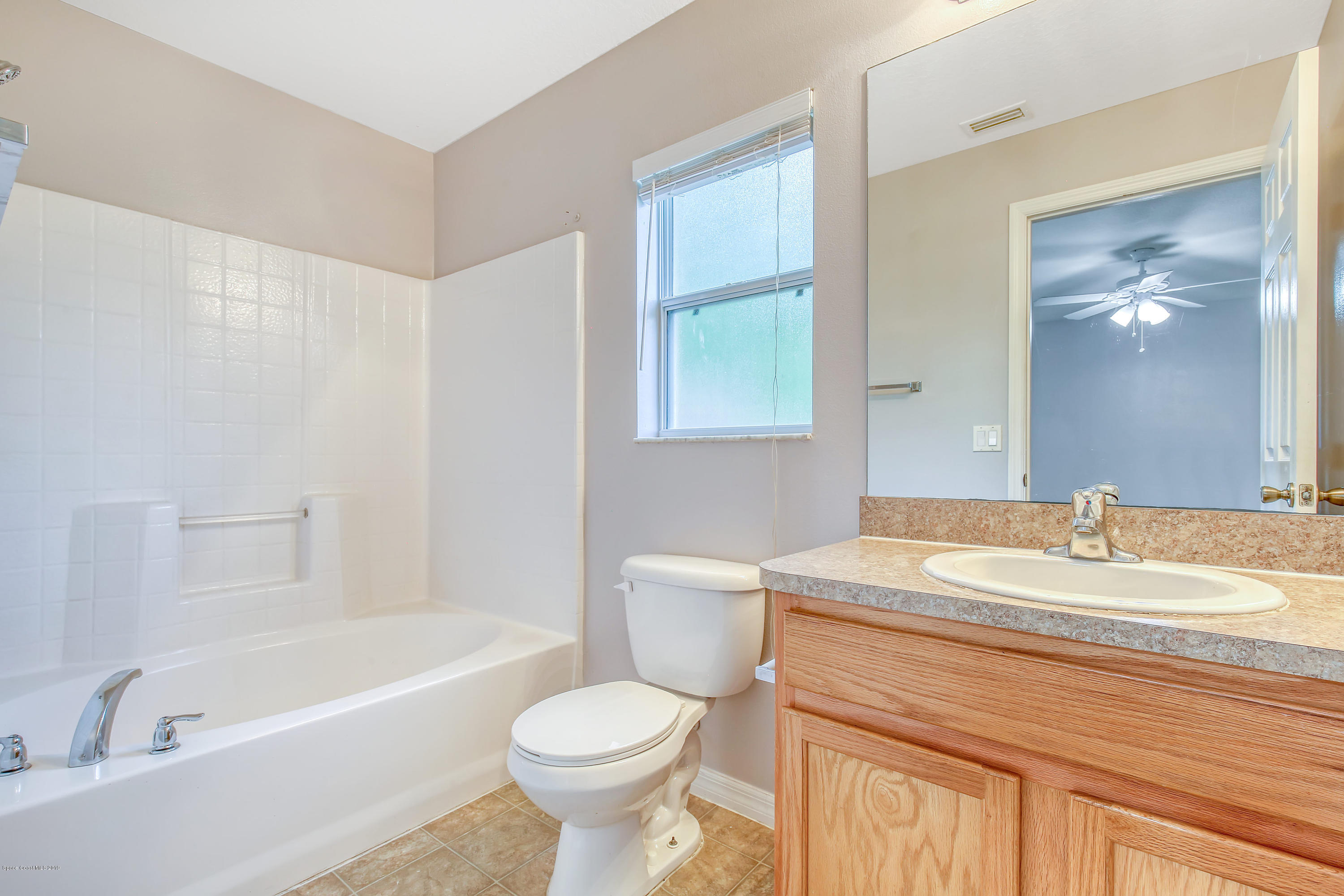 1584 Summit Road Palm Bay, FL 32909 - Photo 12 of 20 1584 Summit Rd Palm Bay FL-print-012-006