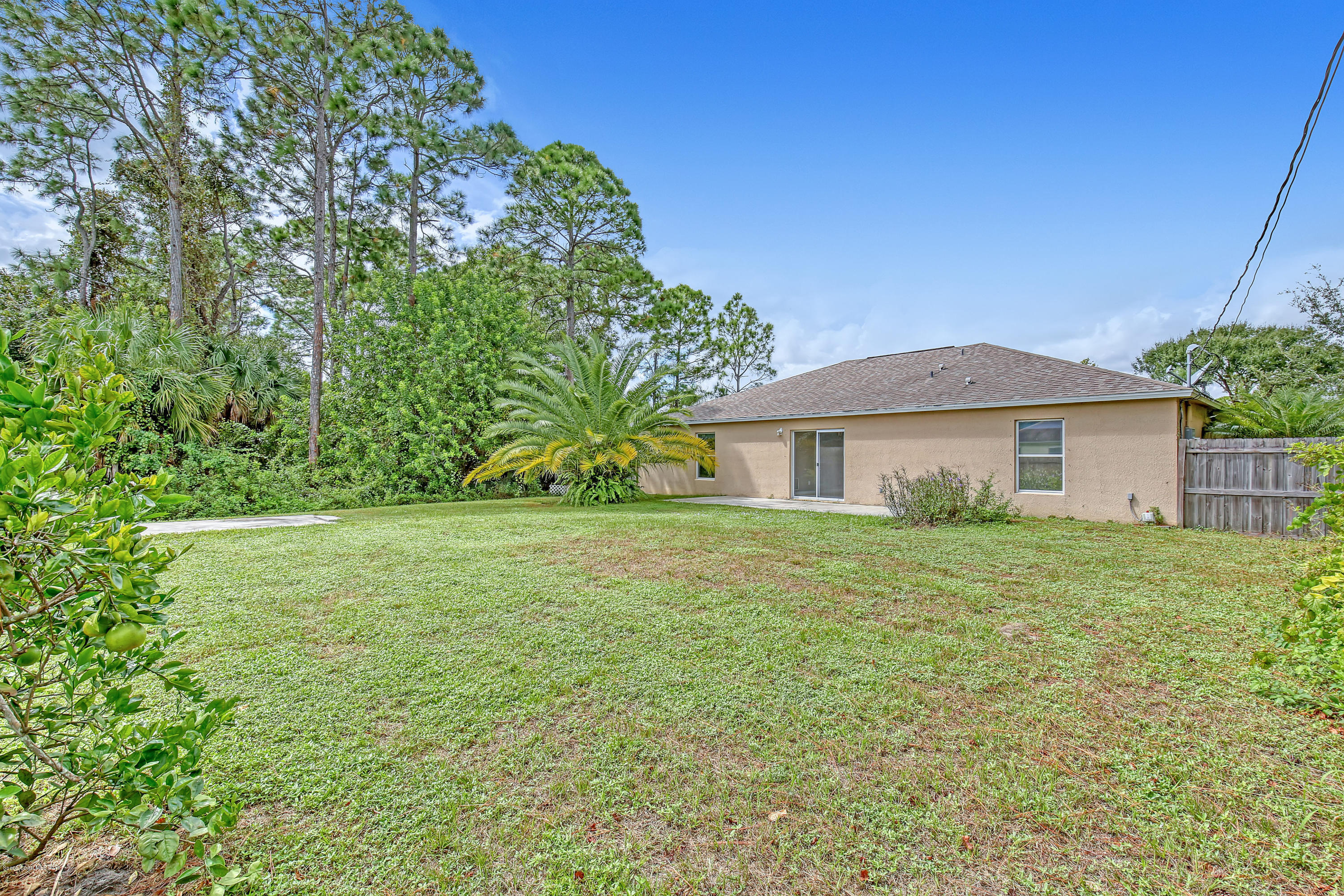 1584 Summit Road Palm Bay, FL 32909 - Photo 18 of 20 1584 Summit Rd Palm Bay FL-print-018-018