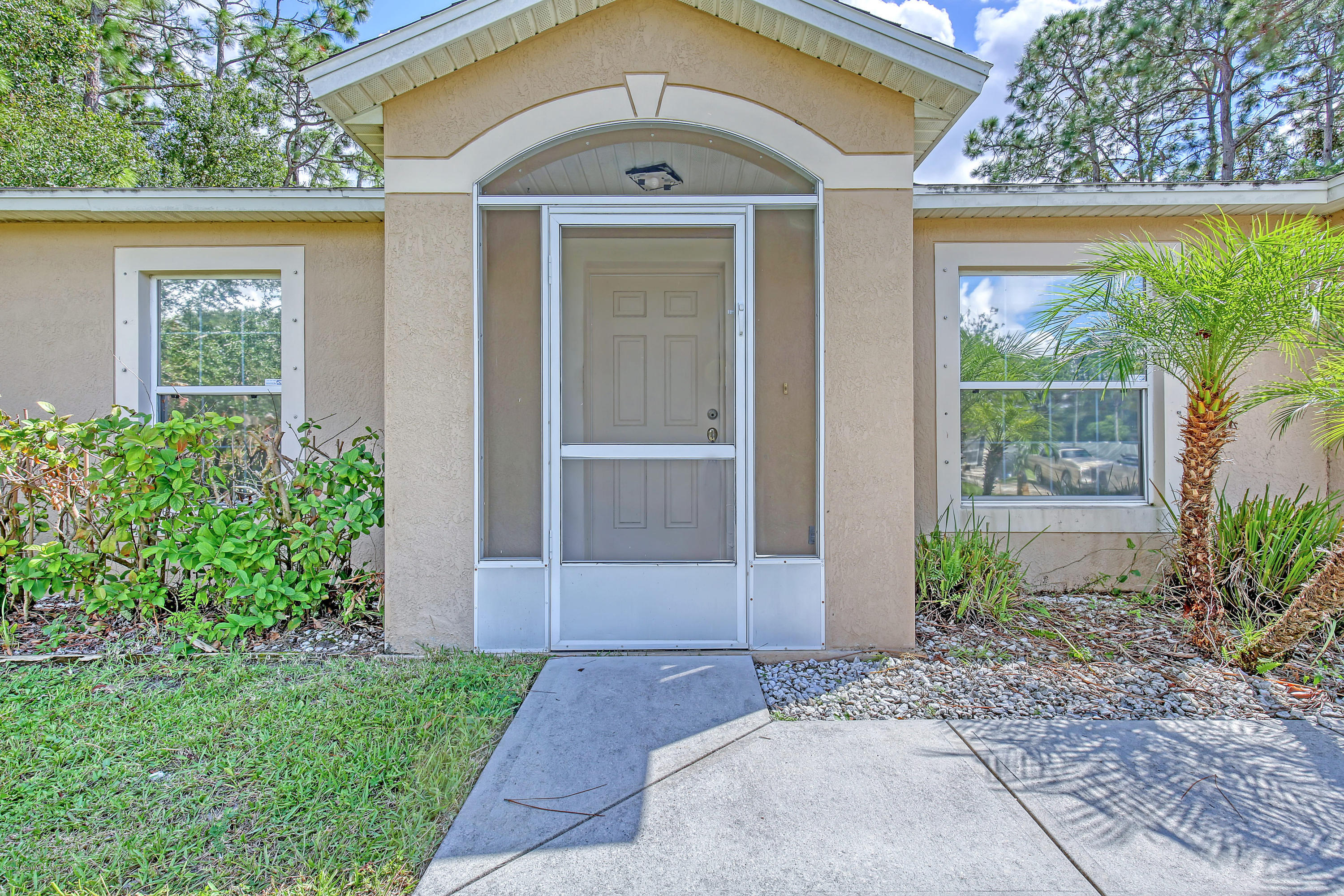 1584 Summit Road Palm Bay, FL 32909 - Photo 3 of 20 1584 Summit Rd Palm Bay FL-print-003-014
