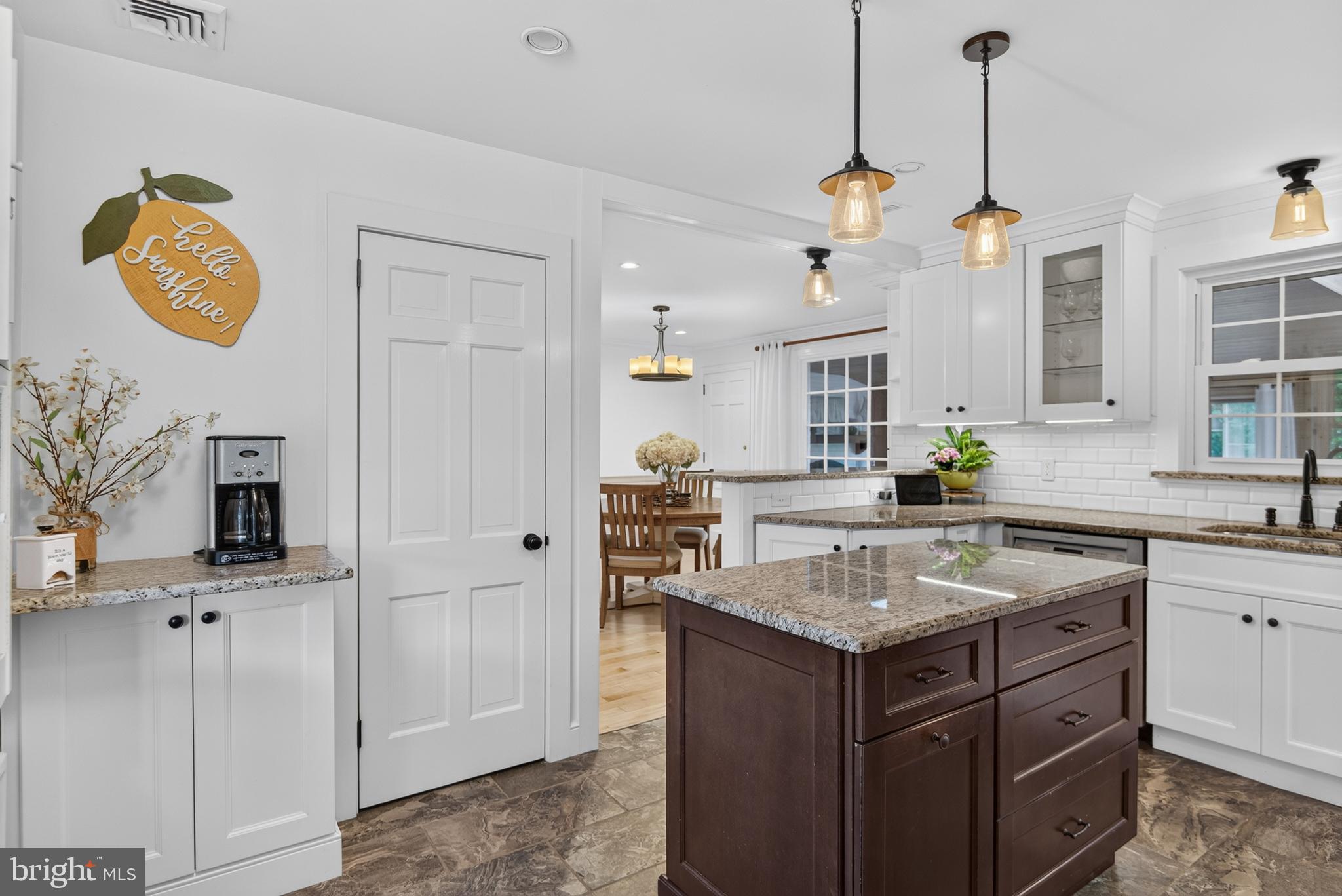 1982 Sterling Place Lancaster, PA 17601 - Photo 22 of 57 Kitchen