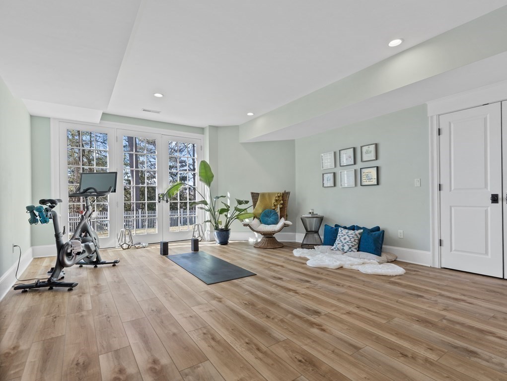 17 Temple Road Wellesley, MA 02482 - Photo 33 of 39