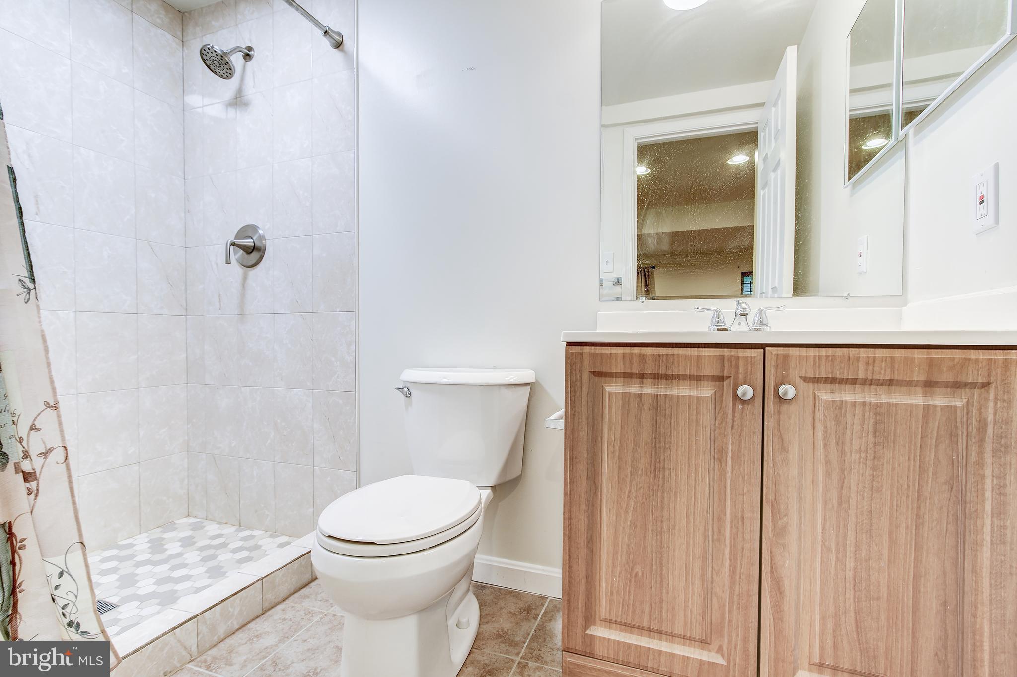 1119 Ingate Road Halethorpe, MD 21227 - Photo 28 of 34 Full Bathroom #2 Lower Level