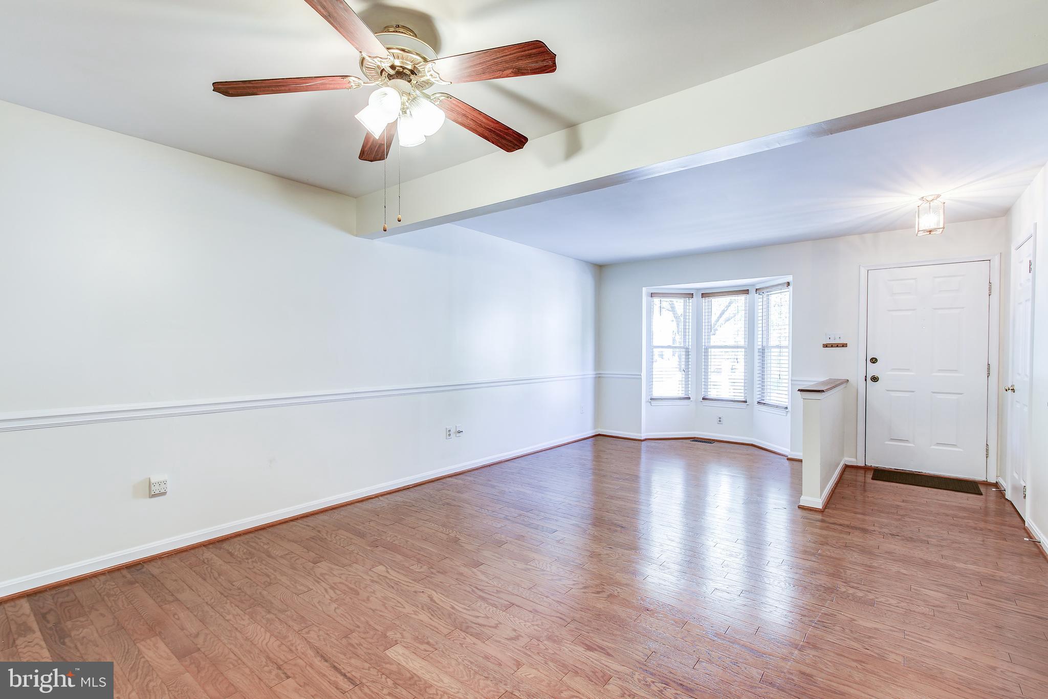 1119 Ingate Road Halethorpe, MD 21227 - Photo 7 of 34 Living & Dining Room