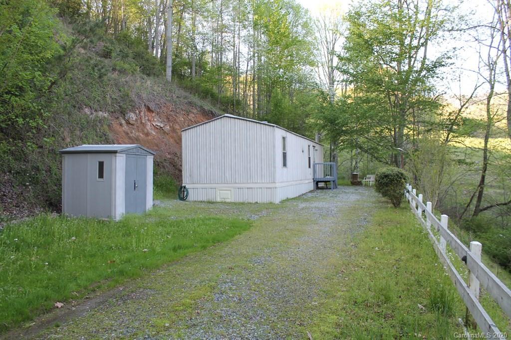 49 Lawson Shuler Road Bryson City, NC 28713 - Photo 2 of 16 Gallery Image 2
