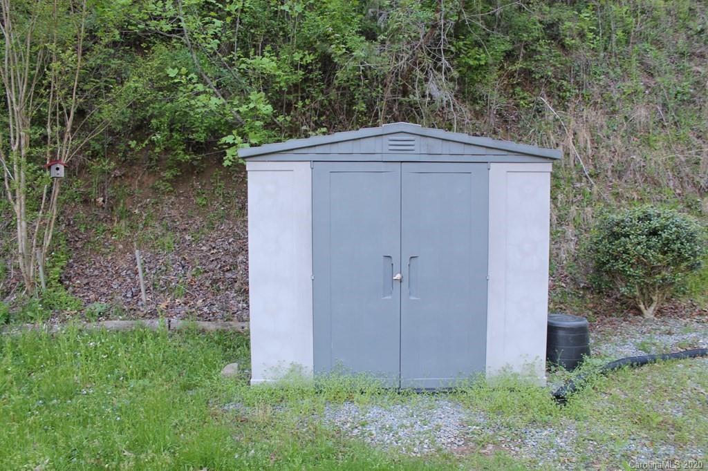 49 Lawson Shuler Road Bryson City, NC 28713 - Photo 13 of 16 Gallery Image 13