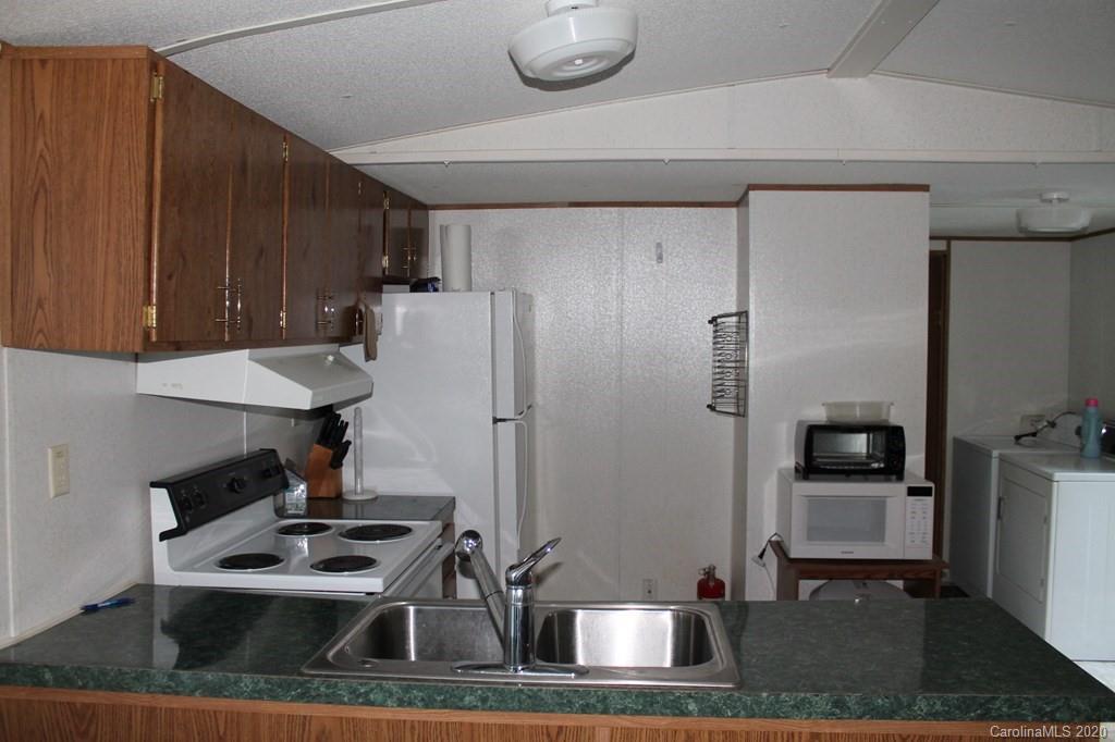 49 Lawson Shuler Road Bryson City, NC 28713 - Photo 4 of 16 Gallery Image 4