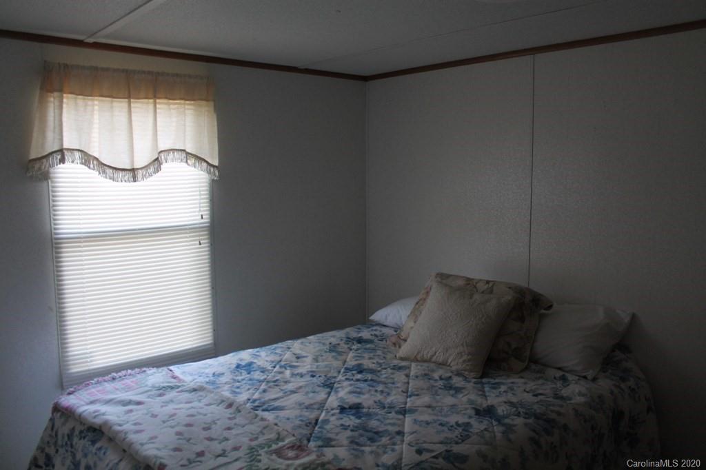 49 Lawson Shuler Road Bryson City, NC 28713 - Photo 7 of 16 Gallery Image 7