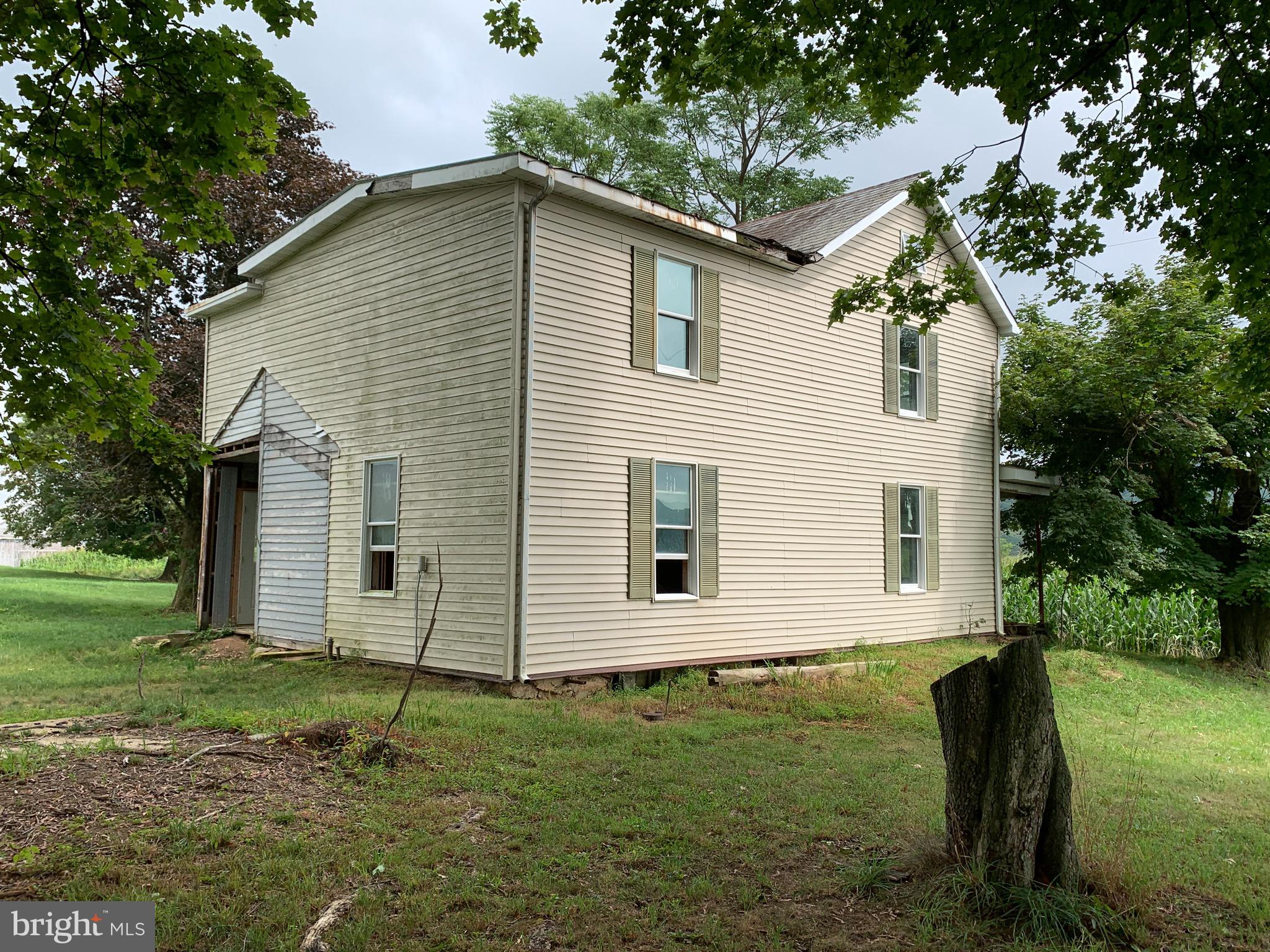 917 Golf Road Tamaqua, PA 18252 - Photo 5 of 19 Gallery Image 5