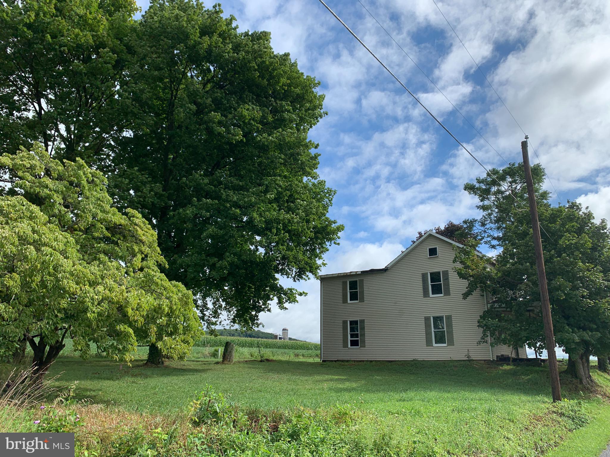 917 Golf Road Tamaqua, PA 18252 - Photo 6 of 19 Gallery Image 6