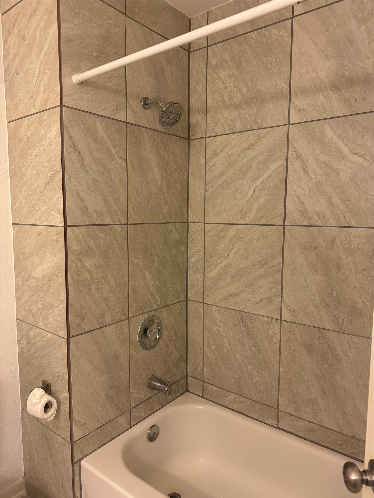 6645 Wanda Lane Houston, TX 77074 - Photo 25 of 27 Awesome shower