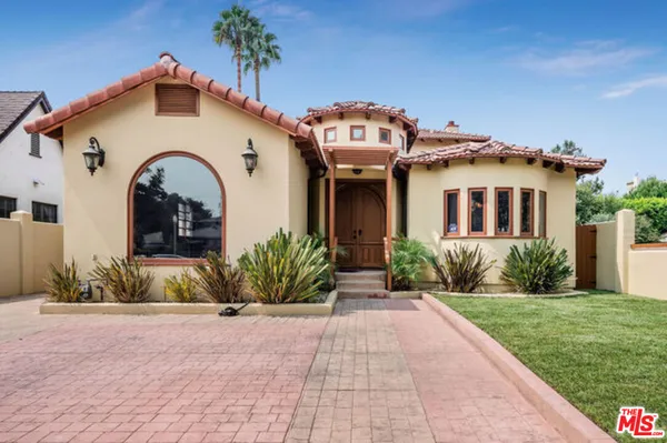 $1,999,000 | 4375 Kraft Avenue, Studio City, CA 91604