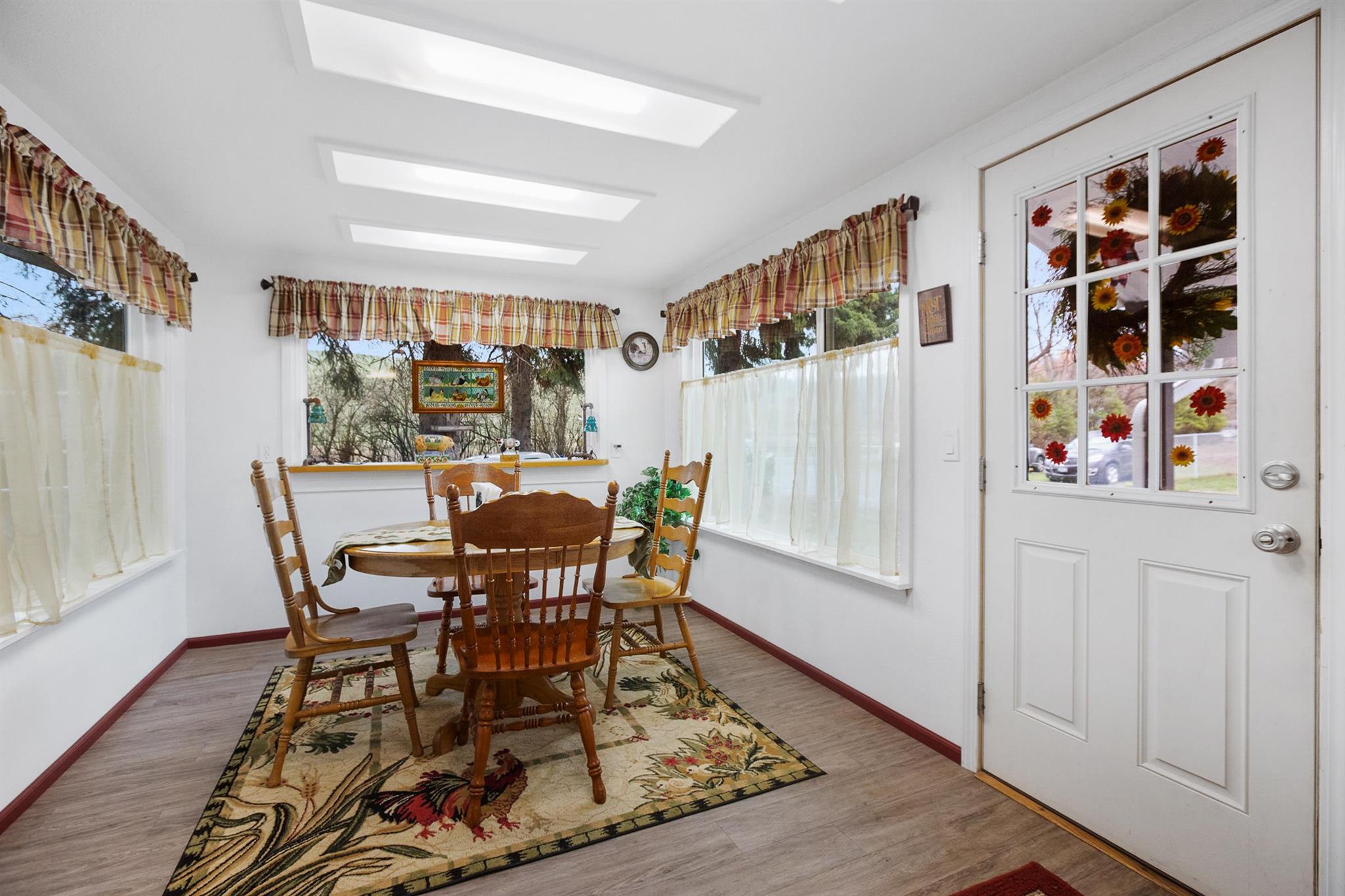 2312 Burnt Valley Road Chewelah, WA 99109 - Photo 5 of 28 Gallery Image 5