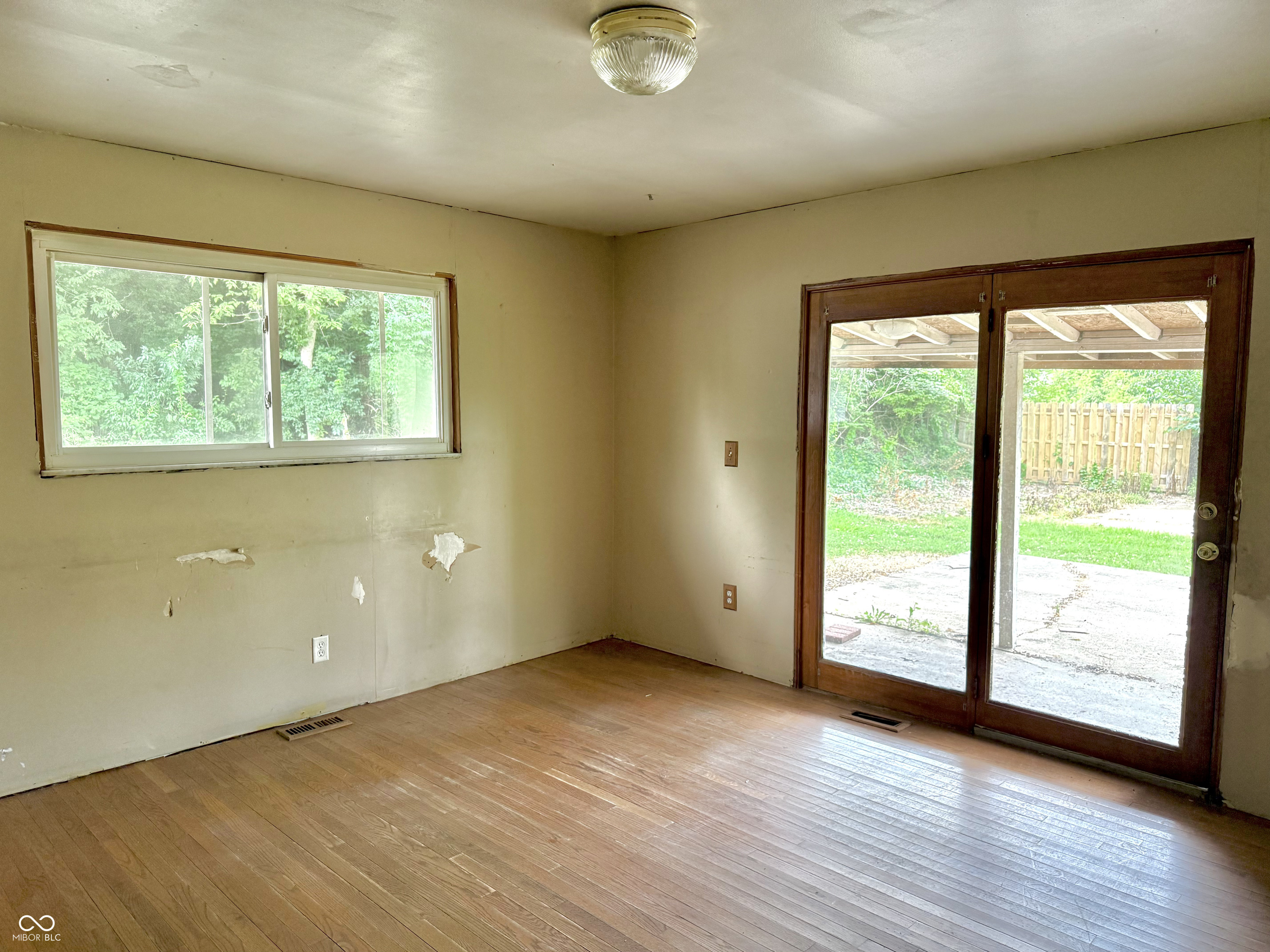 5016 Olive Branch Road Greenwood, IN 46143 - Photo 38 of 60 Gallery Image 38