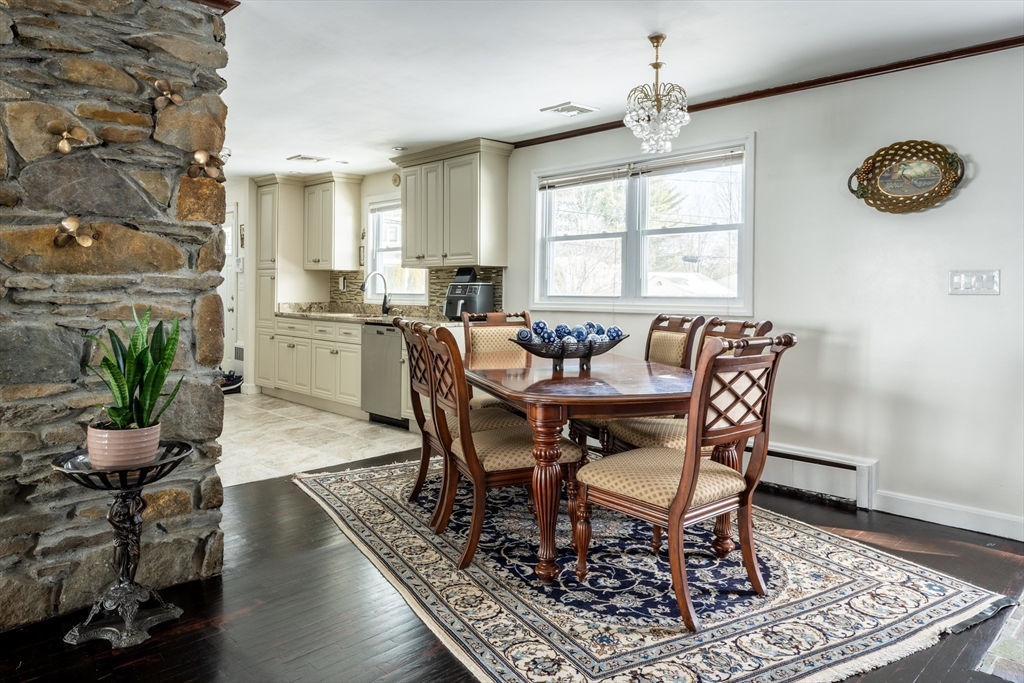 5 Wiswall Road Newton, MA 02459 - Photo 4 of 22 Gallery Image 4
