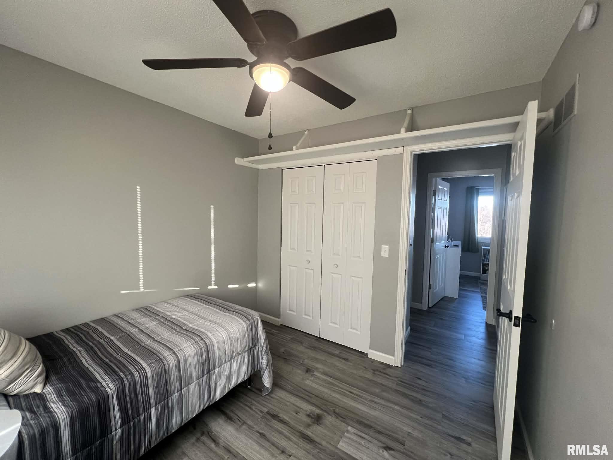 9745 East 1200th Street Macomb, IL 61455 - Photo 19 of 34