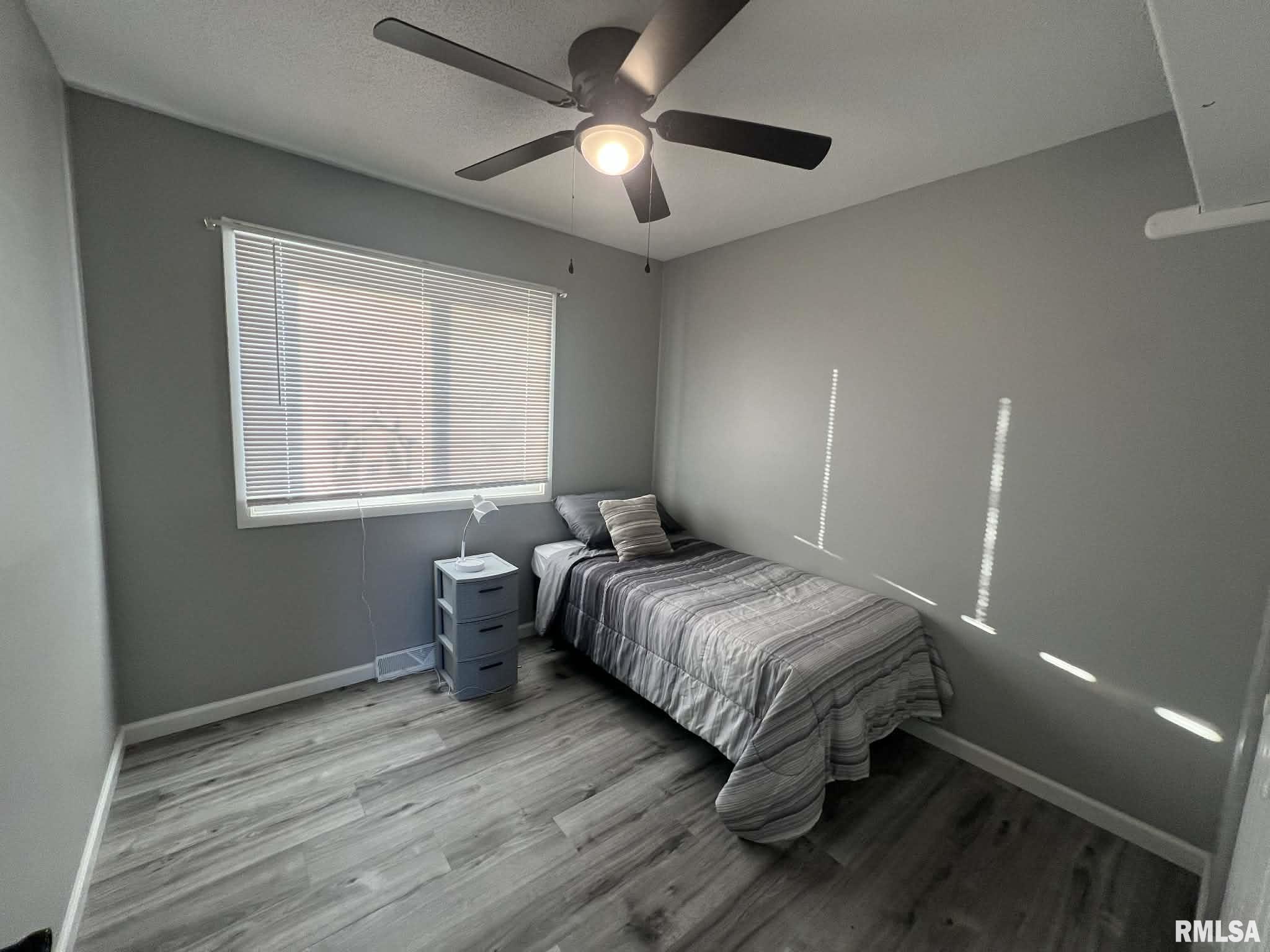 9745 East 1200th Street Macomb, IL 61455 - Photo 20 of 34