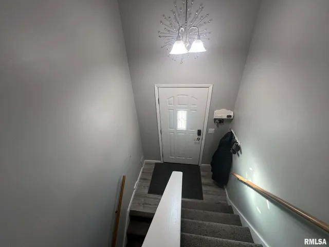 $228,900 | 9745 East 1200th Street, Macomb, IL 61455