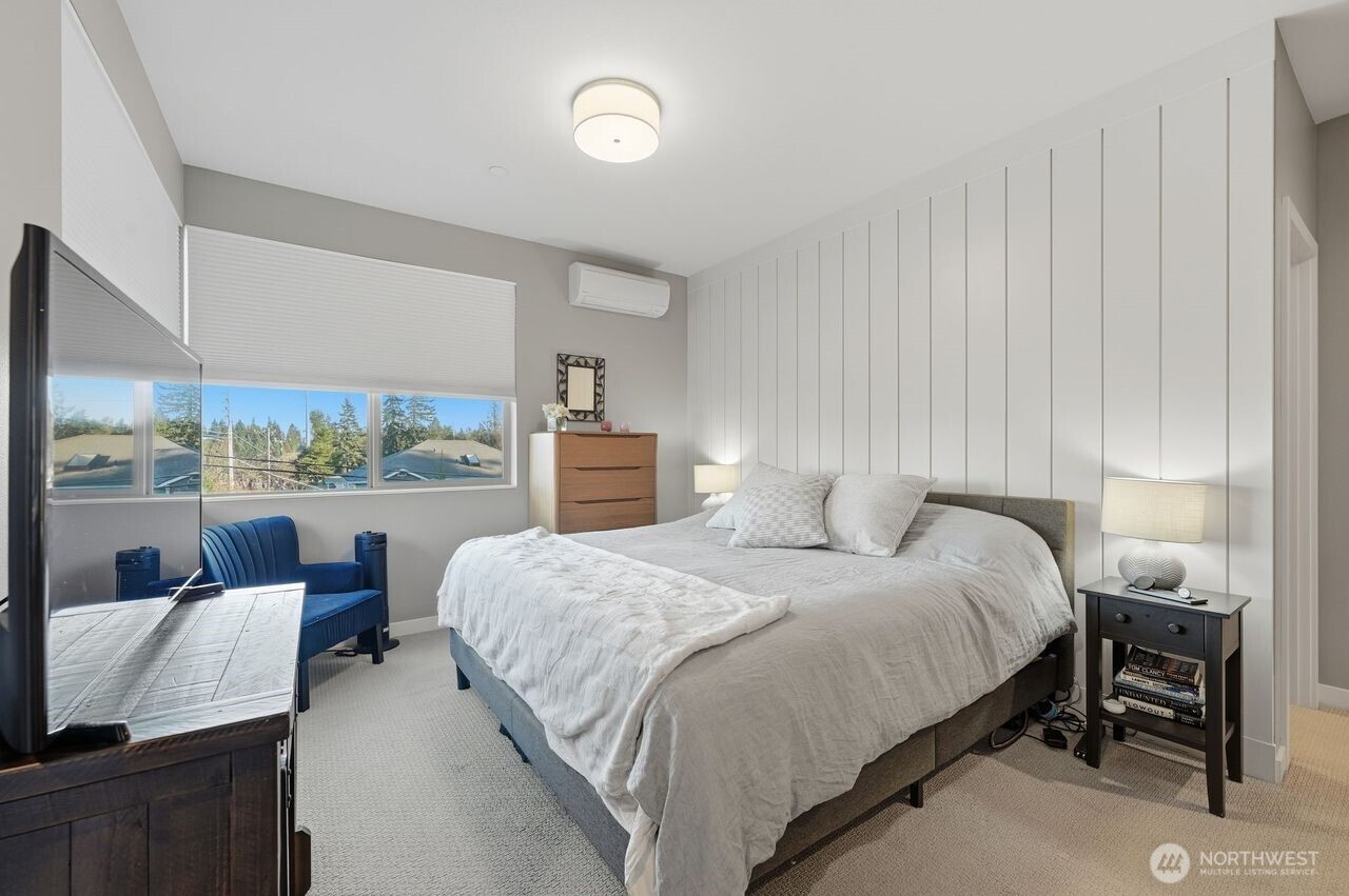 229 Northeast 185th Street Shoreline, WA 98155 - Photo 23 of 29