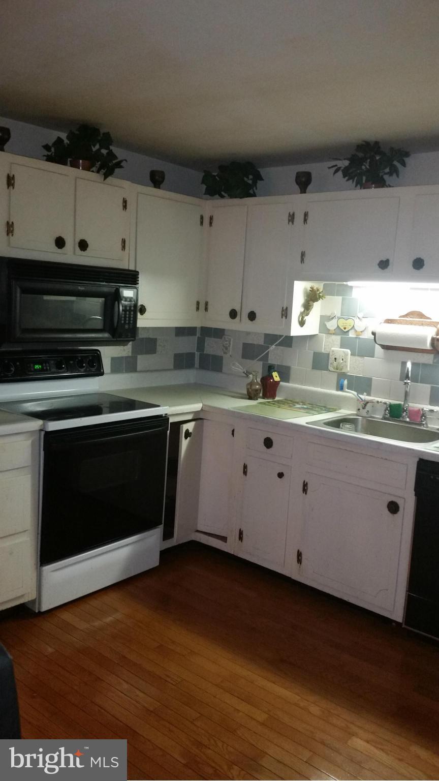 9202 Friar Road Fort Washington, MD 20744 - Photo 11 of 29 Kitchen