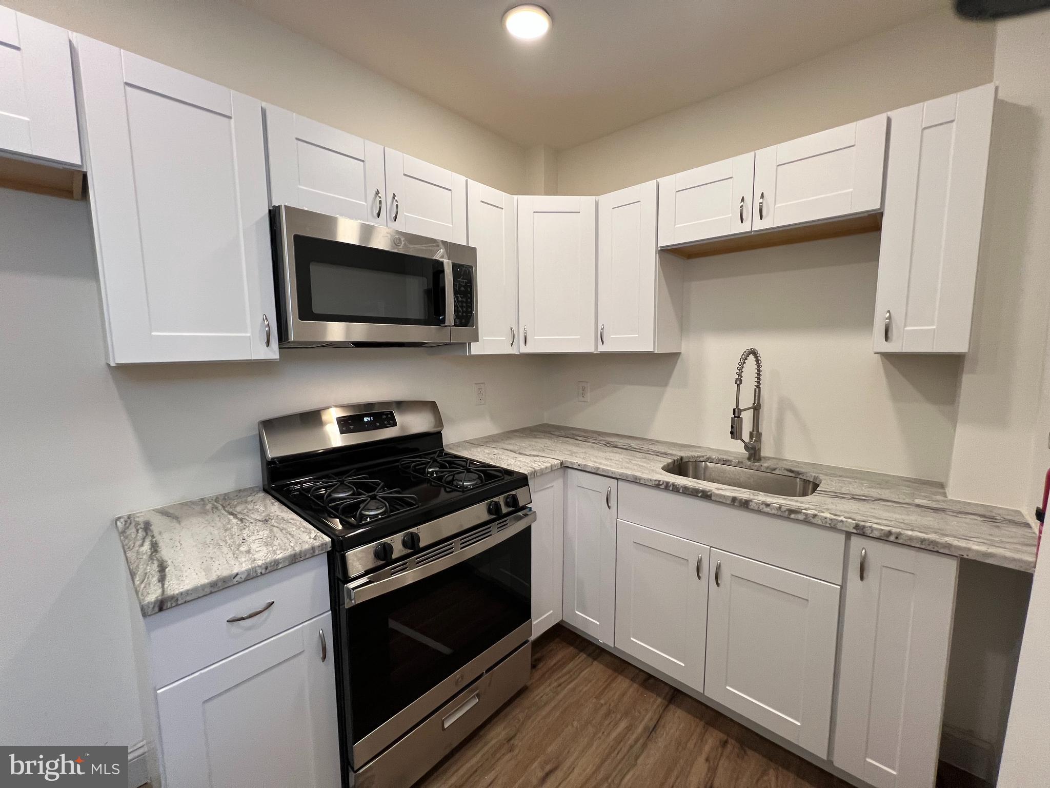 447 Gordon Street Reading, PA 19601 - Photo 9 of 19 Gallery Image 9