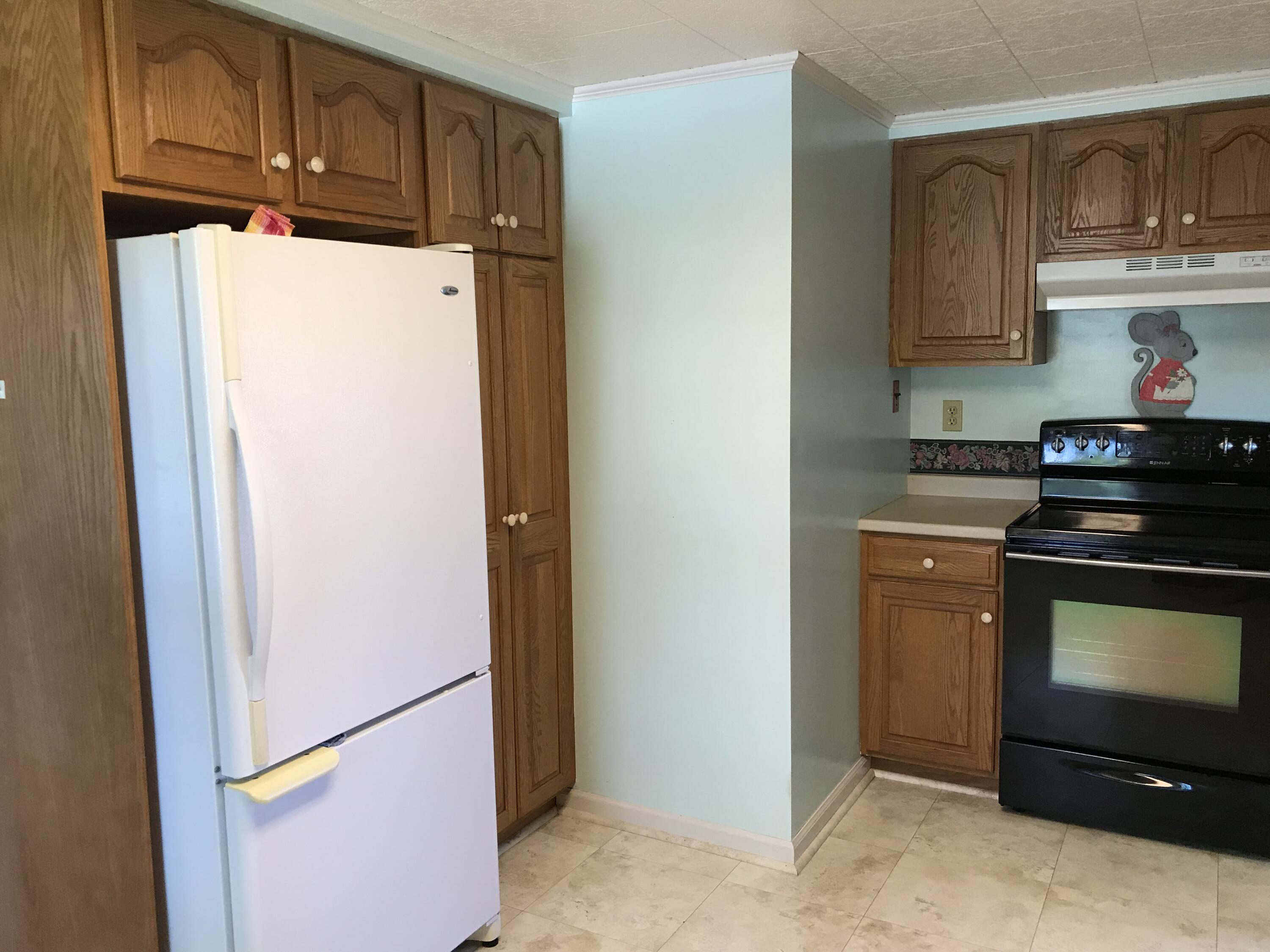 442 South Deer Isle Road Deer Isle, ME 04627 - Photo 9 of 30 Kitchen
