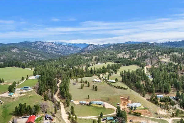 $575,000 | 15 Granite Basin Road, Garden Valley, ID 83622