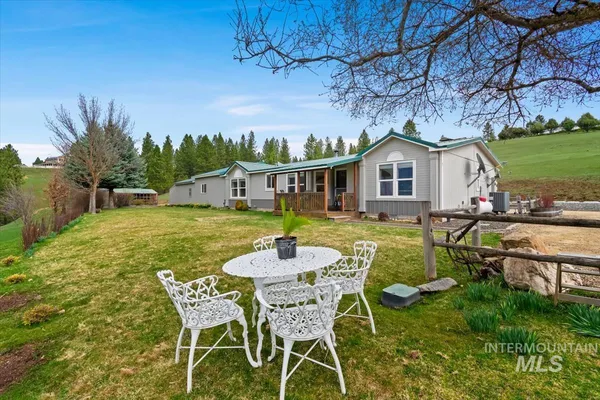 $575,000 | 15 Granite Basin Road, Garden Valley, ID 83622