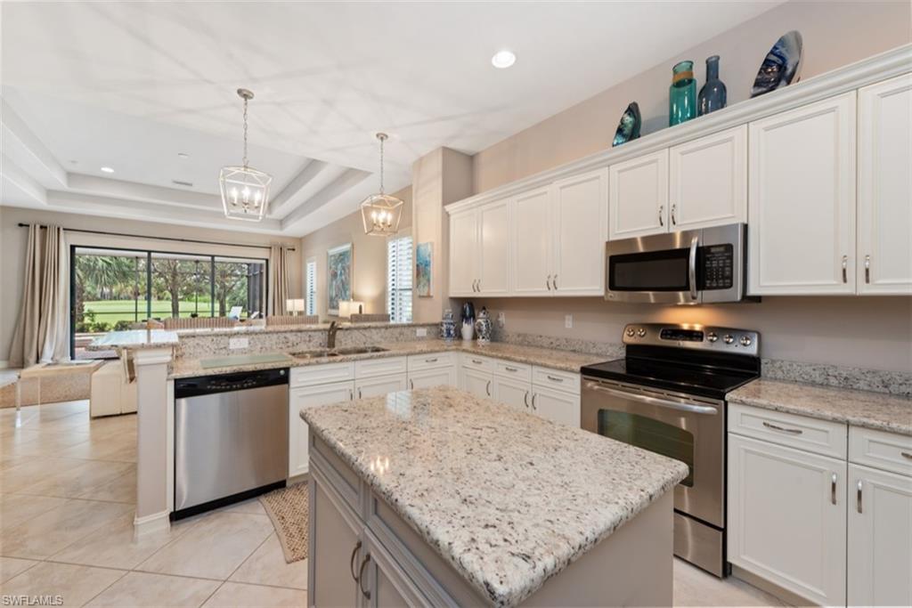 7457 Moorgate Point Way Naples, FL 34113 - Photo 10 of 24 KITCHEN