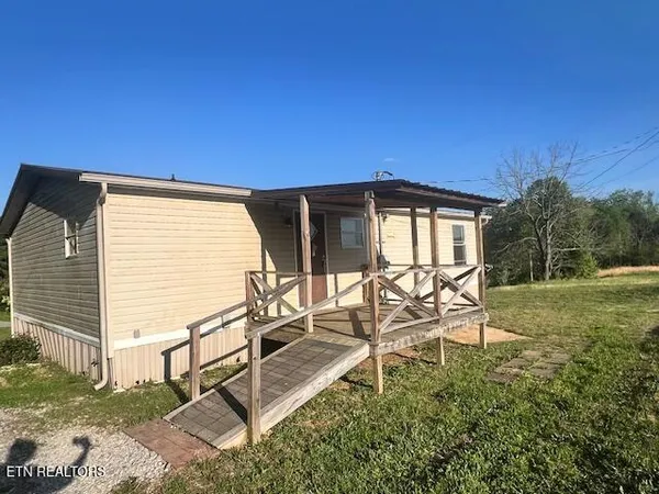 $105,000 | 155 Carey Road, Speedwell, TN 37870