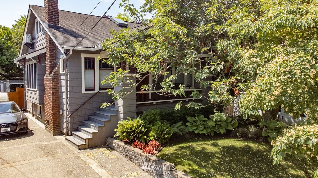 1909 North 47th Street Seattle, WA 98103 - Photo 36 of 39 Gallery Image 36