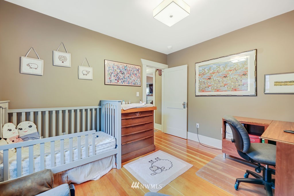1909 North 47th Street Seattle, WA 98103 - Photo 9 of 39 Gallery Image 9