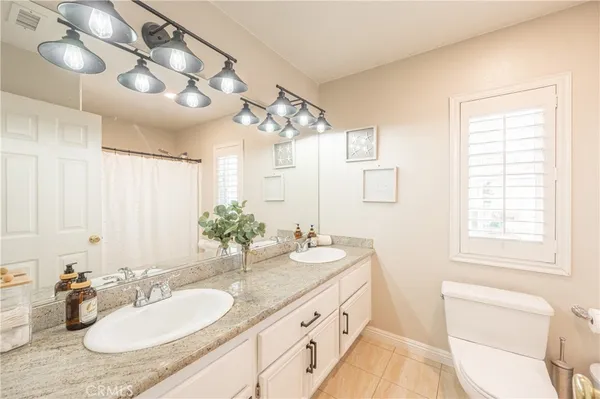 $895,000 | 28692 Placerview Trail, Saugus, CA 91390