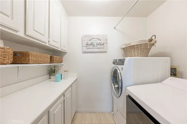 $895,000 | 28692 Placerview Trail, Saugus, CA 91390