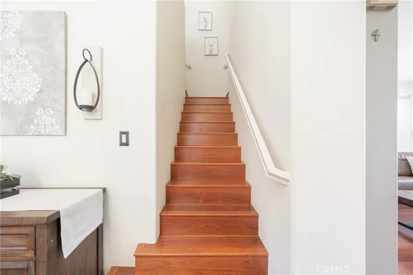 $895,000 | 28692 Placerview Trail, Saugus, CA 91390