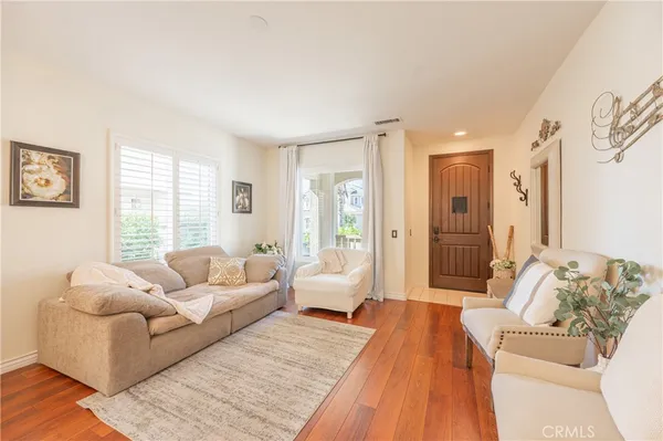 $895,000 | 28692 Placerview Trail, Saugus, CA 91390