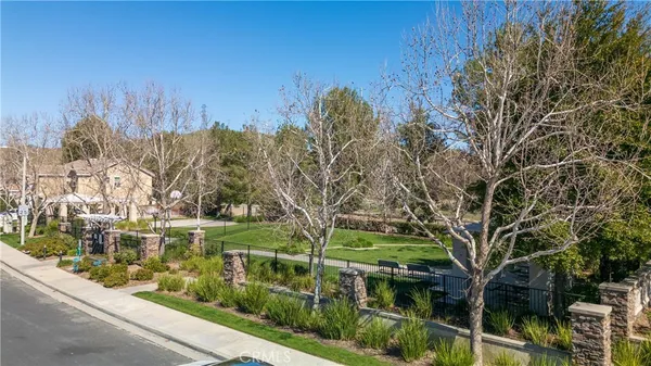 $895,000 | 28692 Placerview Trail, Saugus, CA 91390