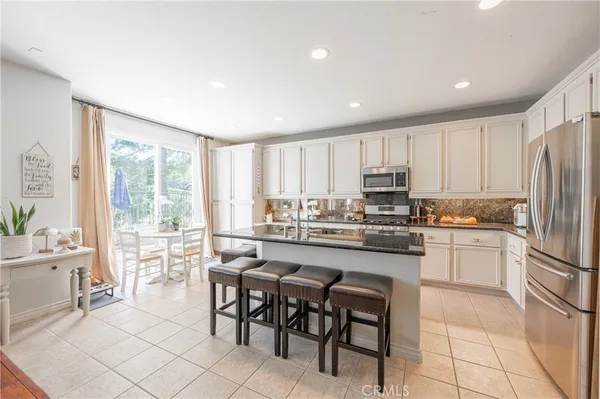 $895,000 | 28692 Placerview Trail, Saugus, CA 91390