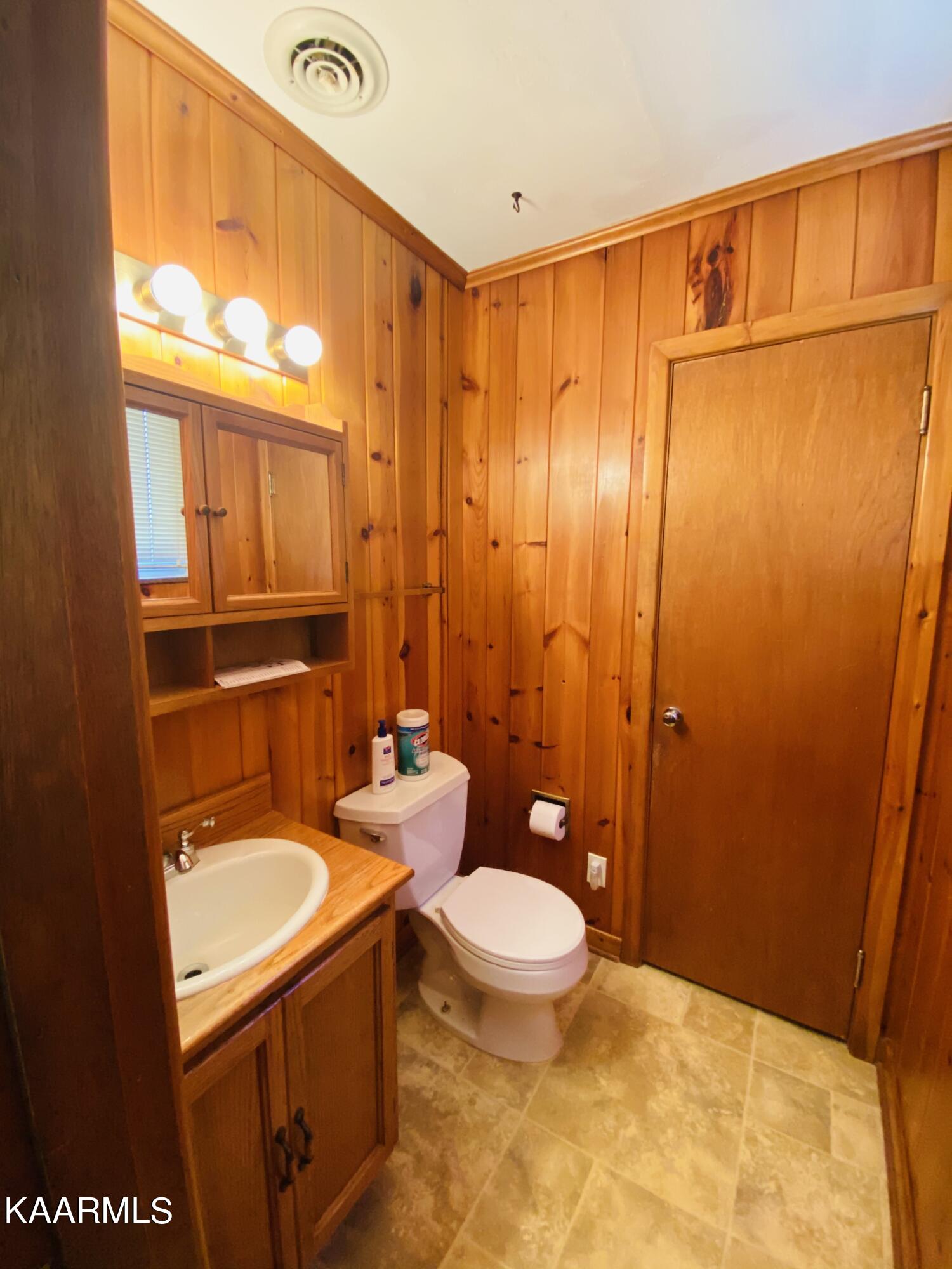 4321 Crestfield Road Knoxville, TN 37921 - Photo 21 of 24 CBF97295-37D2-4C3B-ABA1-6FCE3F5CBEE9