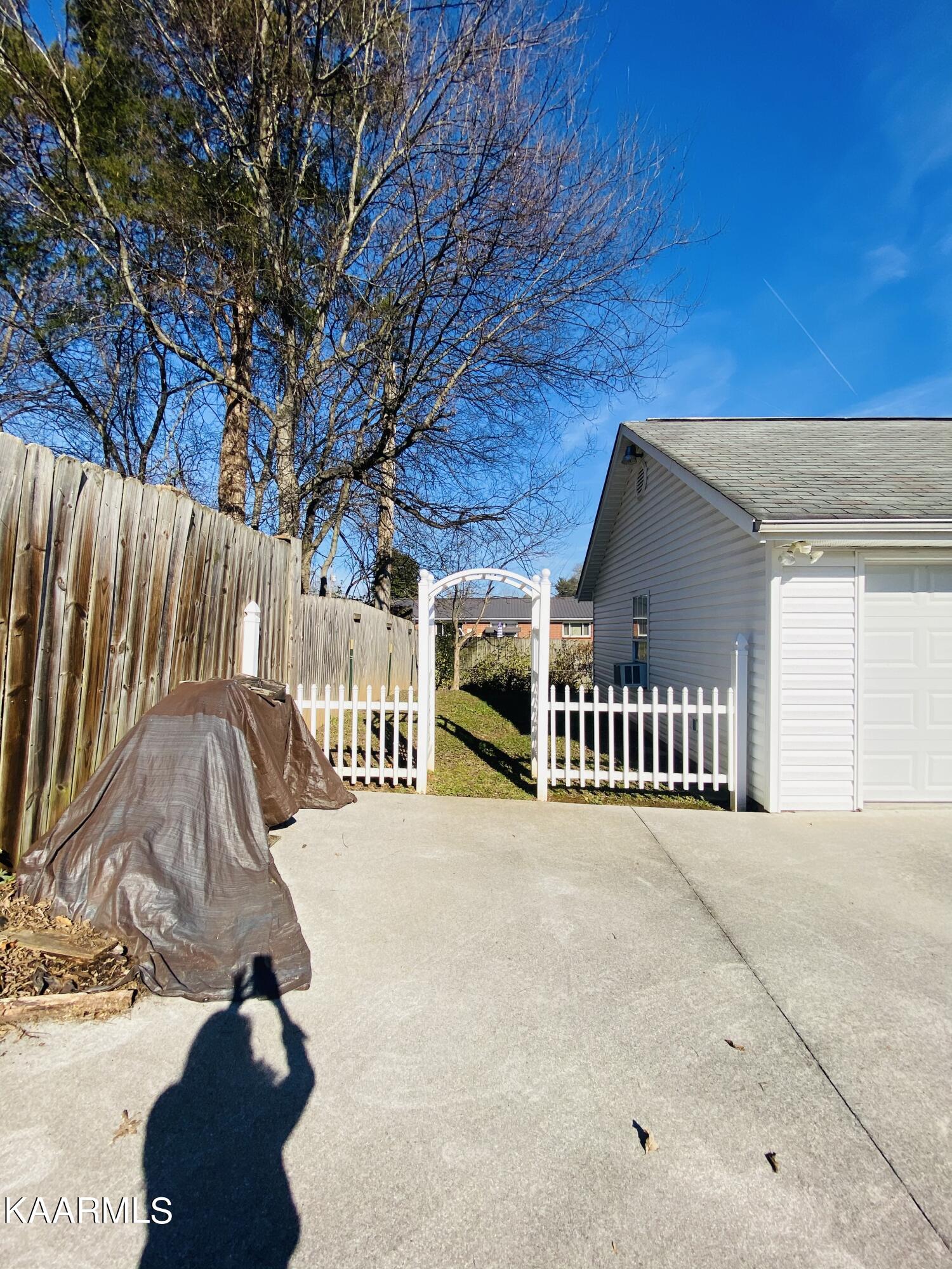 4321 Crestfield Road Knoxville, TN 37921 - Photo 22 of 24 F1F4EB2F-BE80-4E2D-A0BE-E5BAB9F7B8EA