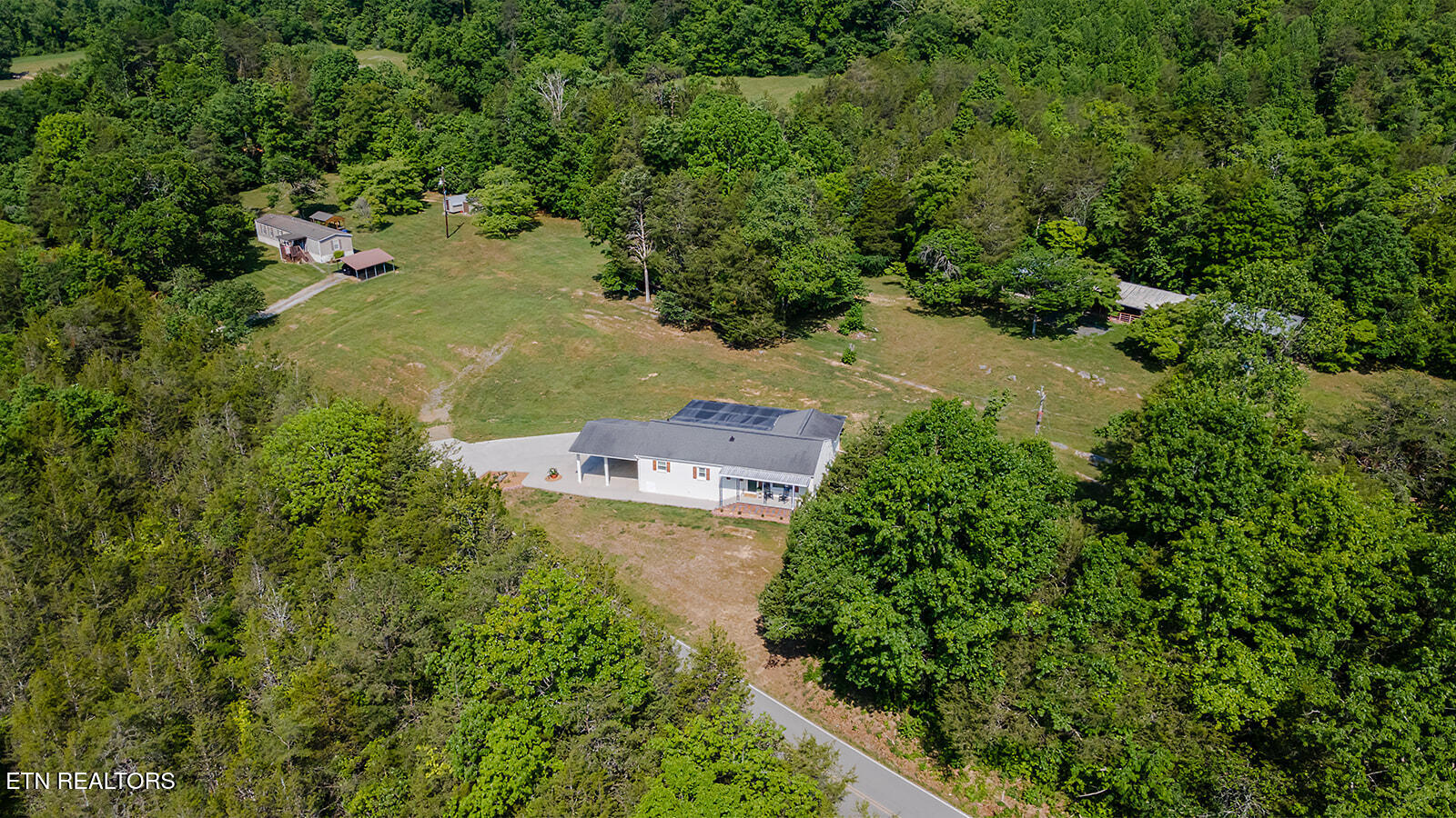 1184 Raccoon Valley Road Maynardville, TN 37807 - Photo 38 of 42 DJI_0412-HDR_websize