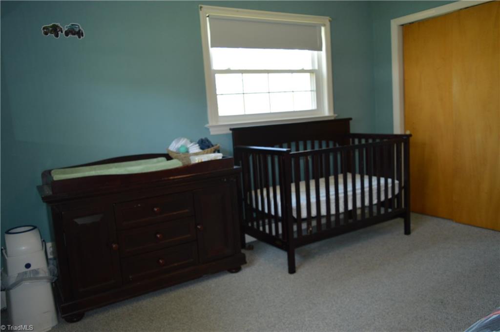 402 Springwood Road Asheboro, NC 27205 - Photo 11 of 21 Boys room.